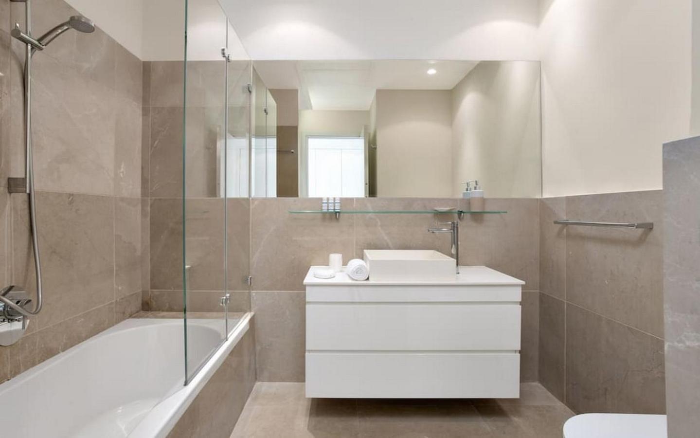 Apartment Cozy White 1br In Neve Tsedek By Holyguest